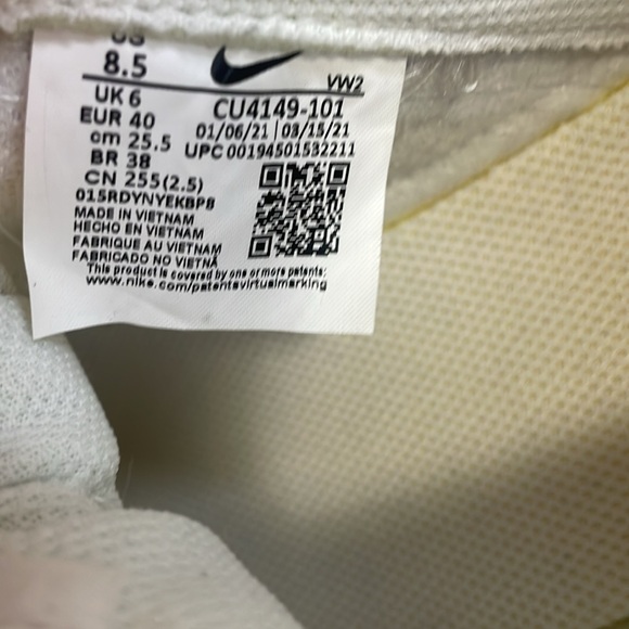 Nike Court Tennis Shoes size 8.5, EUC! - Picture 13 of 14